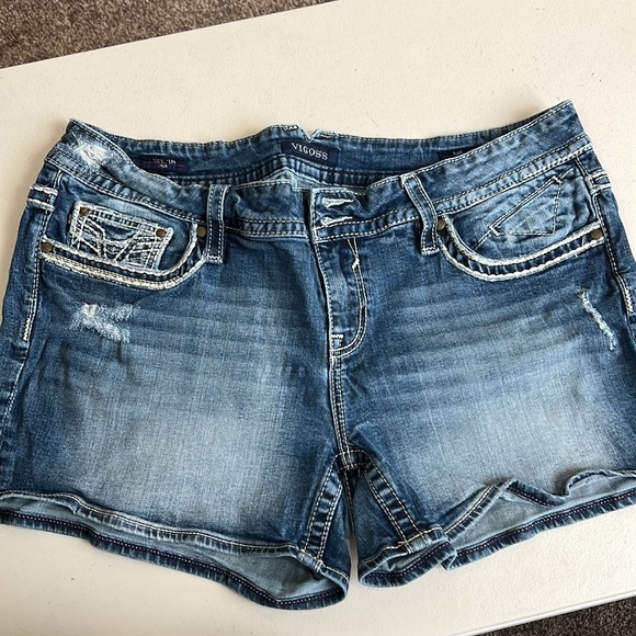 Vigoss Distressed Short - Picture 2 of 6